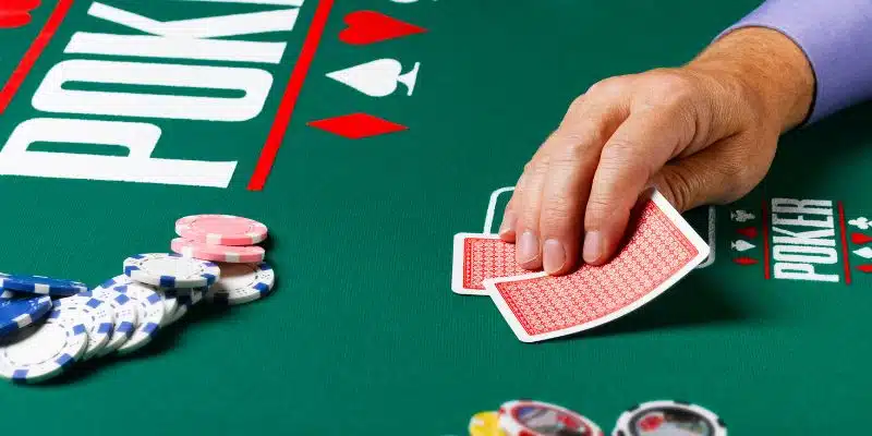 Phân loại tổ hợp bài trong Poker Face